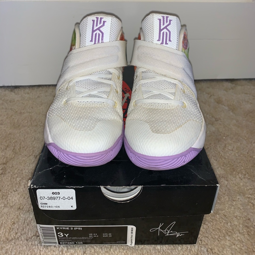 Kids Kyrie 2 Sneakers Easter Edition Size 3